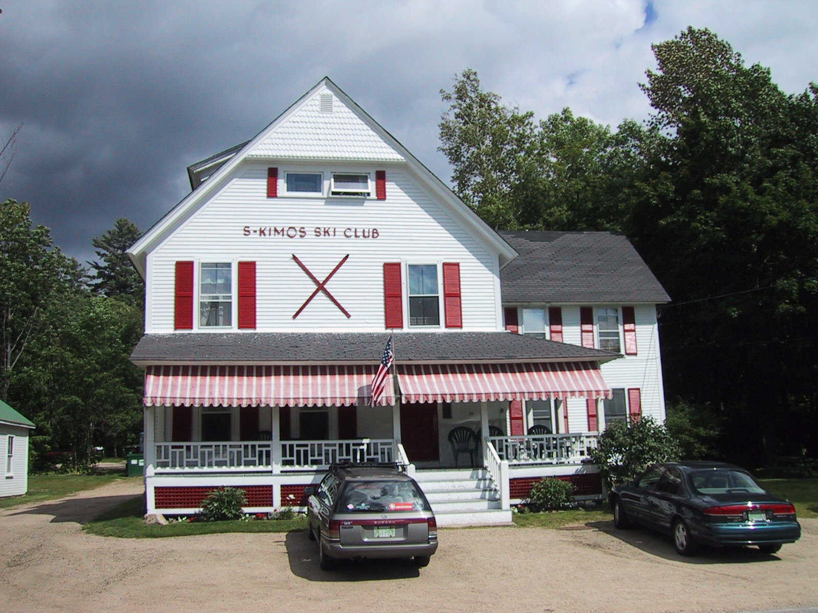 Picture of our house, click for tour.